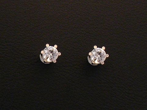 Ohrringe Weißgold 333 wunderschön Zirkonia vom Juwelier Harnisch in Weißgold, funkelnde Steine in eleganter Krappenfassung auf schwarzem Hintergrund.