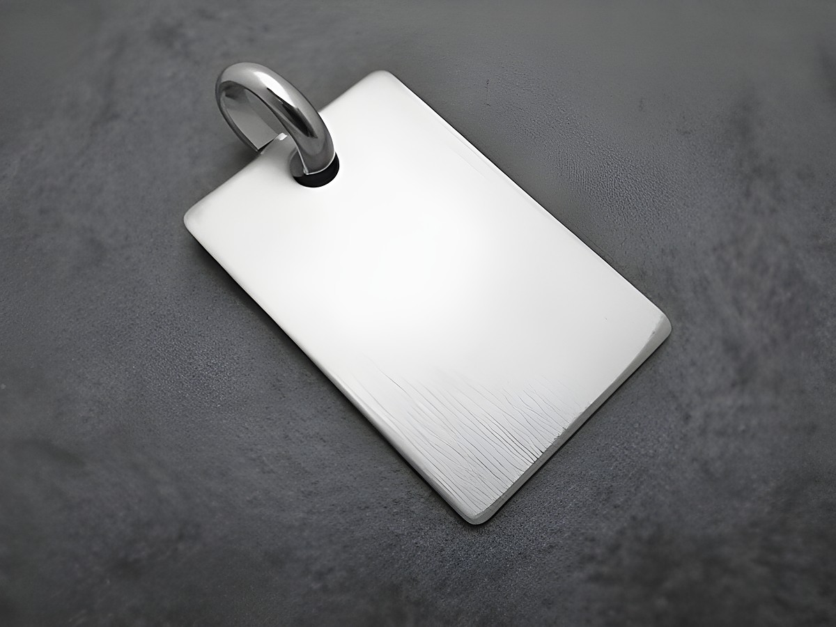Gravurplatte rechteckig 29,7 mm Anhänger aus Sterling Silber rhodiniert und mattiert, Hersteller Juwelier Harnisch, schlichtes Design, ideal für individuelle Gravuren.