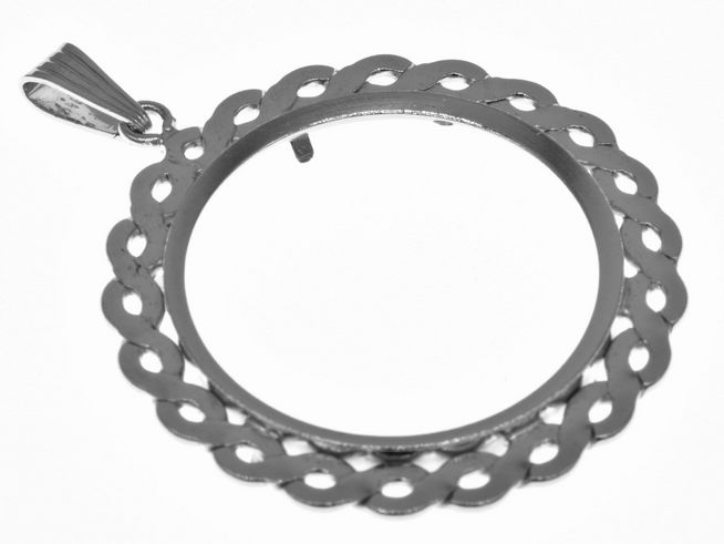 Münzfassung Anhänger im Panzermuster aus echtem Silber, rhodiniert, für Münzen bis 30,6 mm Durchmesser, hergestellt von Juwelier Harnisch, geeignet für Münzen bis 3,5 cm.