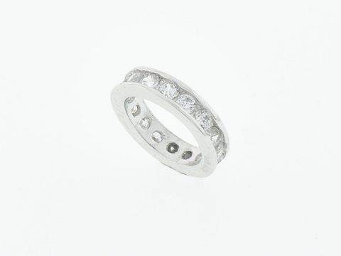 Silber Taufring aus 925 Sterling Silber mit funkelnden Zirkonia, hergestellt von Juwelier Harnisch, Memorie Silber, stilvolles Design für besondere Anlässe.