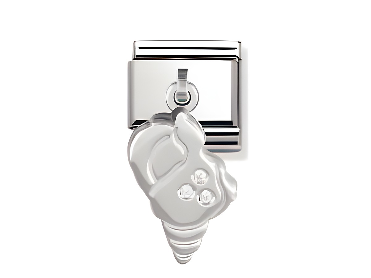 NOMINATION Classic Anhänger Charms Muschel 031710 02 aus Edelstahl mit detaillierter Muschelform und drei klaren Steinen, ideal für individuelle Schmuckgestaltungen.