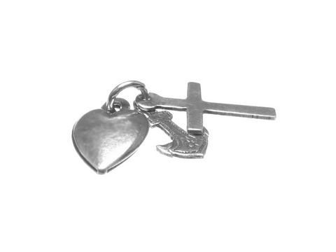 Silber Anhänger mit den Symbolen Liebe, Glaube und Hoffnung in used look, besteht aus einem Herz, einem Kreuz und einem Anker, hergestellt von Juwelier Harnisch, als Glücksbringer.
