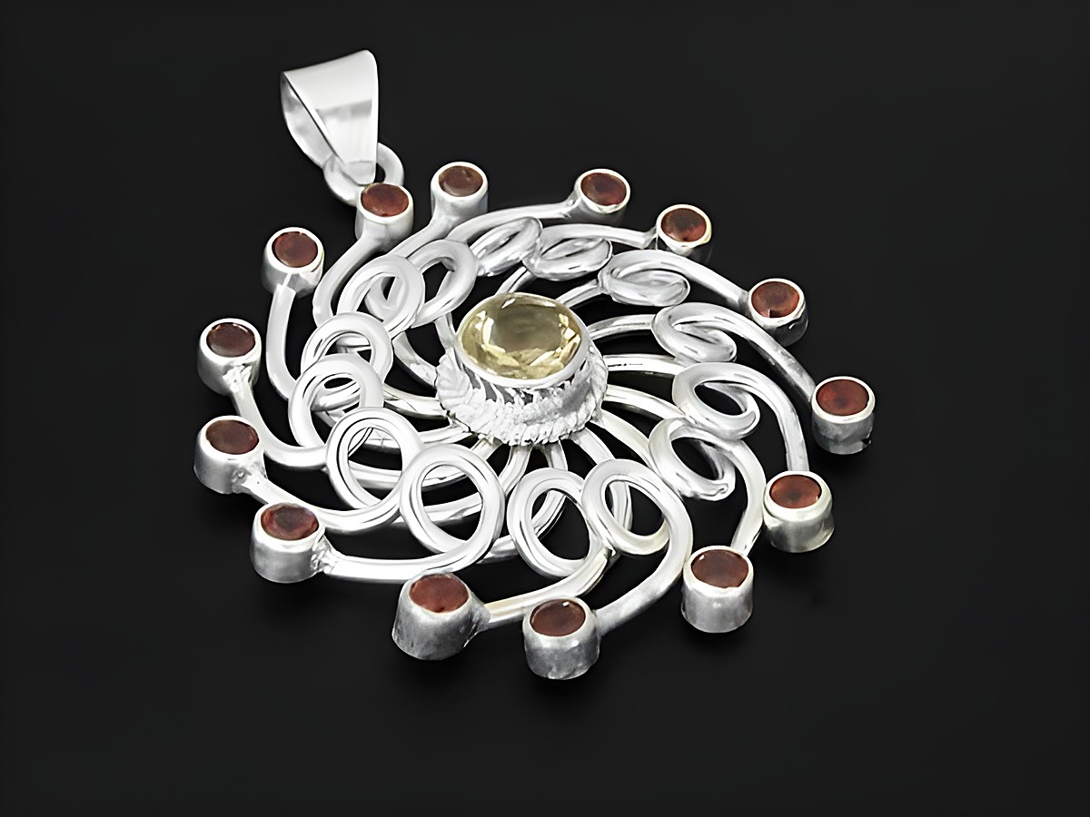 Silber Anhänger in spiraler Form mit facettiertem Citrin in der Mitte und umlaufenden Granatsteinen, Hersteller: Juwelier Harnisch, ein fantastisches Schmuckstück.