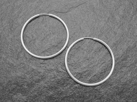 347035-0 Silber Creolen 4 cm aus Sterling Silber mit einem Durchmesser von 2 mm, elegant und zeitlos, ideal für jeden Anlass, Hersteller Juwelier Harnisch.