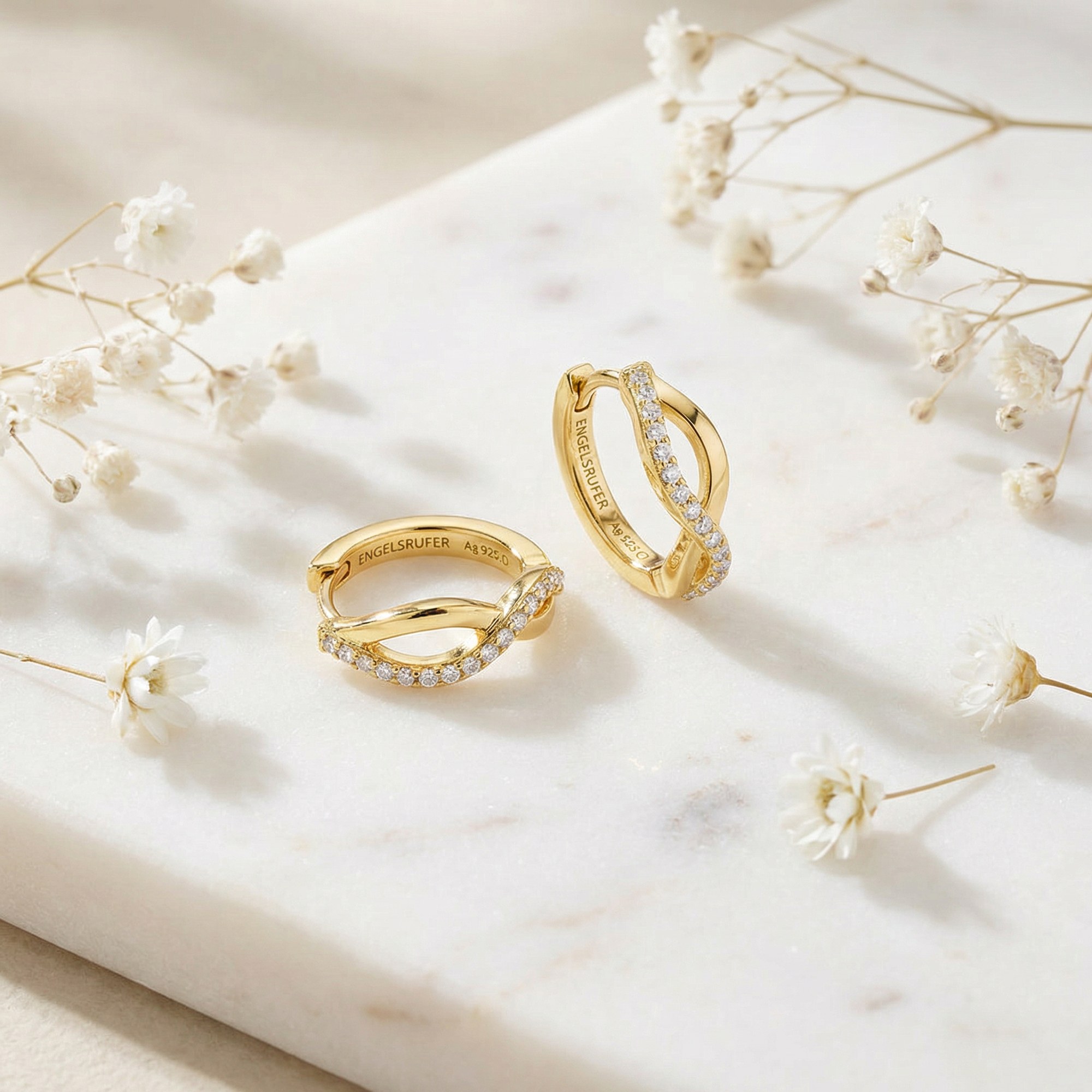 Engelsrufer PARADISE Creole - mit Zirkonia Gelbgold vergoldet auf Silber 16,5 mm – Ansicht 5