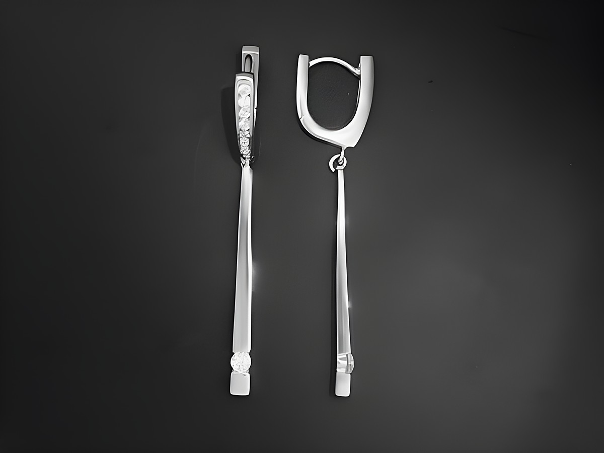 Creolen aus 925 Sterling Silber im Stäbchen Design mit Zirkonia, Hersteller Juwelier Harnisch, elegante Ohrhänger mit funkelndem Stein für einen stilvollen Auftritt.