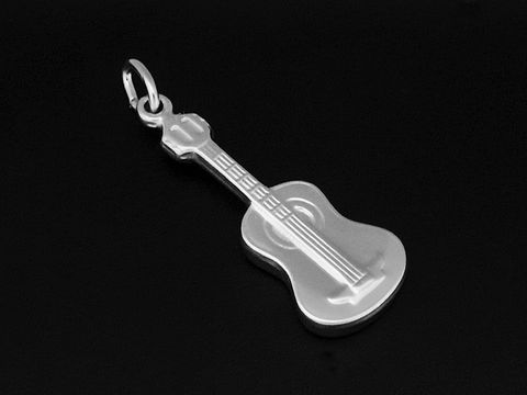 Silber Anhänger in Form einer Gitarre aus 925 Sterling Silber, rhodiniert, von Juwelier Harnisch, ideales Schmuckstück für Musikliebhaber.