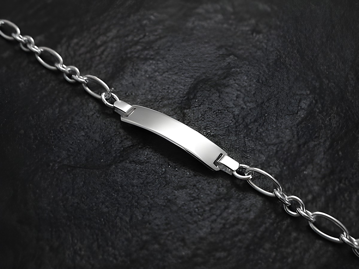 Gravur Armband 19 cm aus 925 Sterling Silber von Juwelier Harnisch mit Platz für individuelle Gravur, elegantes Design, ideal für persönliche Identifikation oder Geschenke.