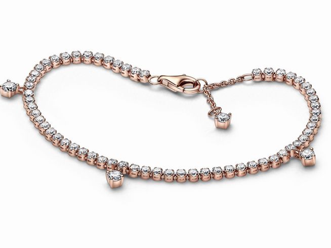 Pandora Armband funkelnde Tropfen Tennisarmband in Roségold Vergoldung, verziert mit klaren Zirkonia, Länge 16 cm, elegant und zeitlos. Ideal für jeden Anlass.