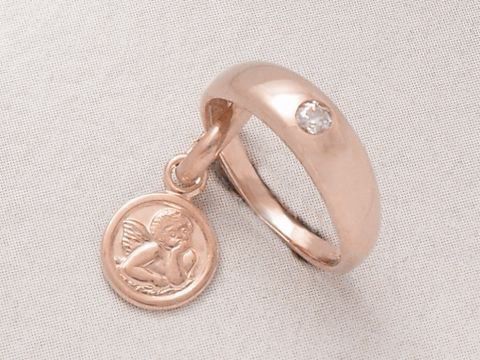 Taufring und Schutzengel aus 925 Silber, rosé vergoldet mit Zirkonia, Hersteller Juwelier Harnisch, stilvolle Verbindung von Schönheit und Schutz, ideal für besondere Anlässe.