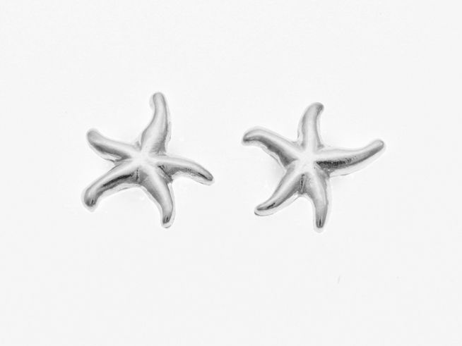Ohrringe Seestern aus Silber 925, hinreißend, ohne Stein, designet von Juwelier Harnisch, in Form von stilisierten Seesternen. Perfekt für maritime Akzente.