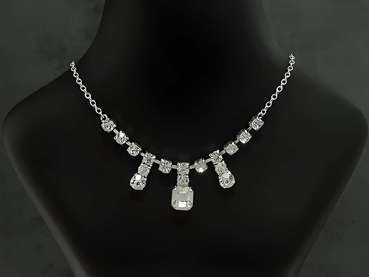 Strass Collier Kette hauchzart weiß 38-45 cm von Juwelier Harnisch aus Sterling Silber mit silberfarbenen Strasssteinen, elegant und funkelnd, ideal für festliche Anlässe.