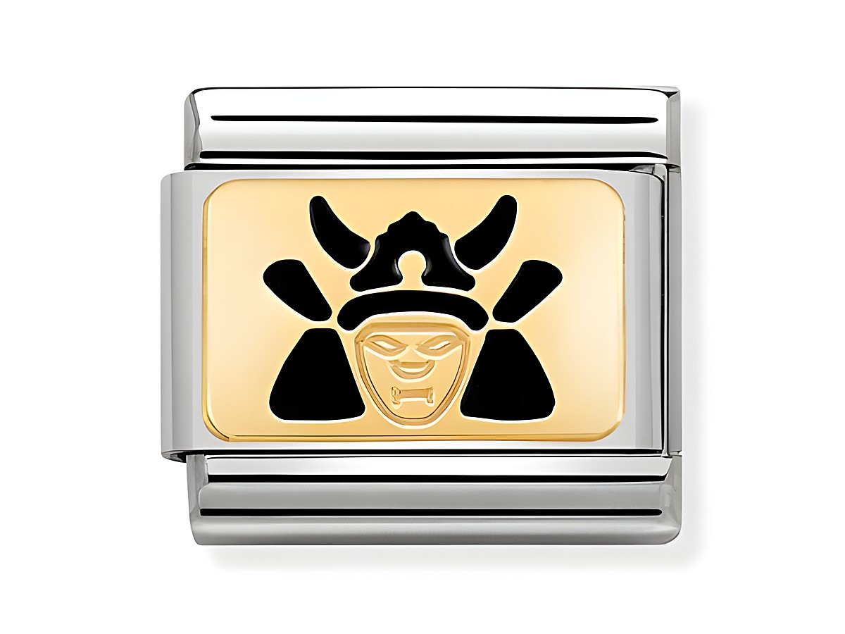 Ein elegantes Schmuckelement von Nomination, das ein Samurai-Motiv in Schwarz und Gold zeigt, gefertigt aus Emaille und goldfarbenem Metall, ideal für Armbänder.