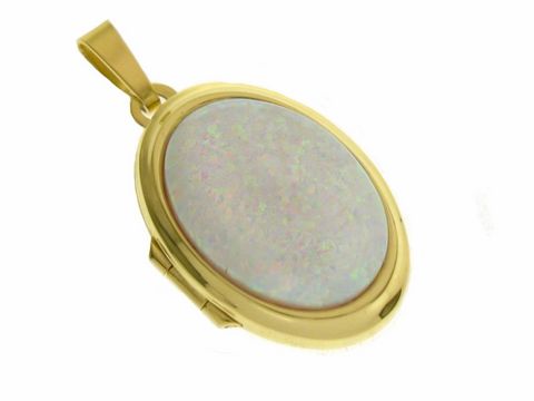 Opal weiß Medaillon in Cabochonform aus Gold 750, hergestellt von Juwelier Harnisch, zeigt eine glatte, schimmernde Oberfläche mit zarten Farbreflexen. Ideal als elegantes Schmuckstück.