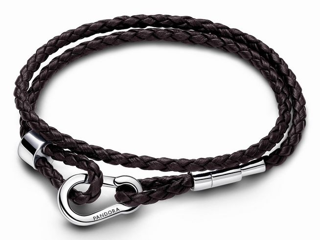 Geflochtenes Doppeltes Lederarmband von Pandora in Braun mit einem XXL Karabiner aus Sterlingsilber, elegant und modern, Länge 38 cm, ideal für stilvolle Akzente.