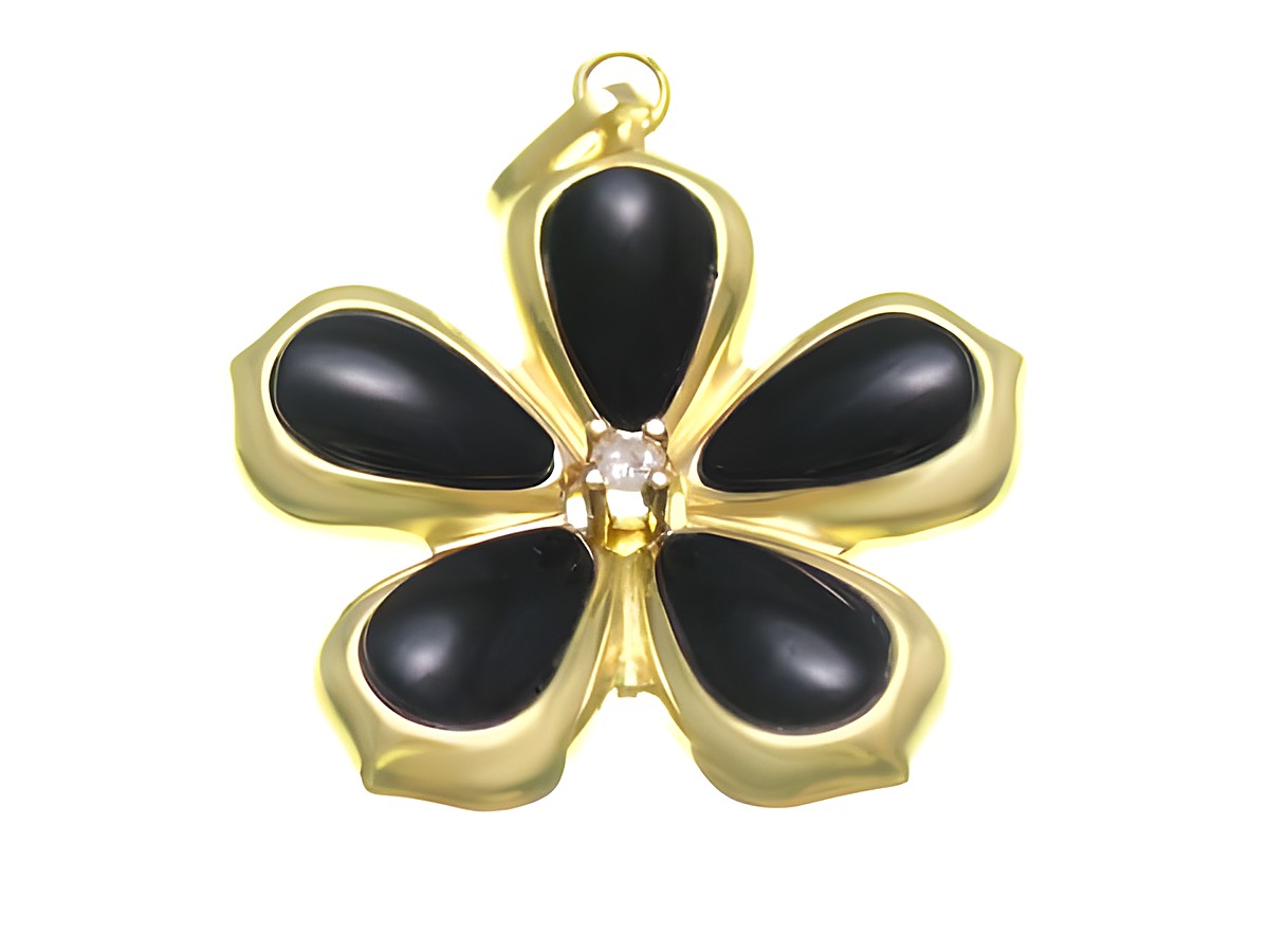 Blume aus Gelbgold mit Diamanten und Brillianten, 20 mm, von Juwelier Harnisch, elegant und ansprechend im Design. Ideal als Anhänger für besondere Anlässe.