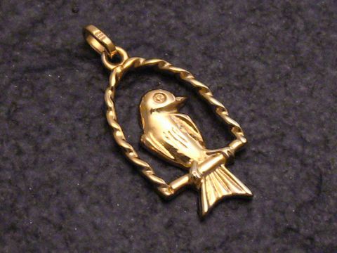 Gold Anhänger - Gold 333 - 22x12 mm - niedlicher Vogel - Hersteller: Juwelier Harnisch - Tiere, detailverliebt gestaltet mit einem Vogel im geschwungenen Rahmen.