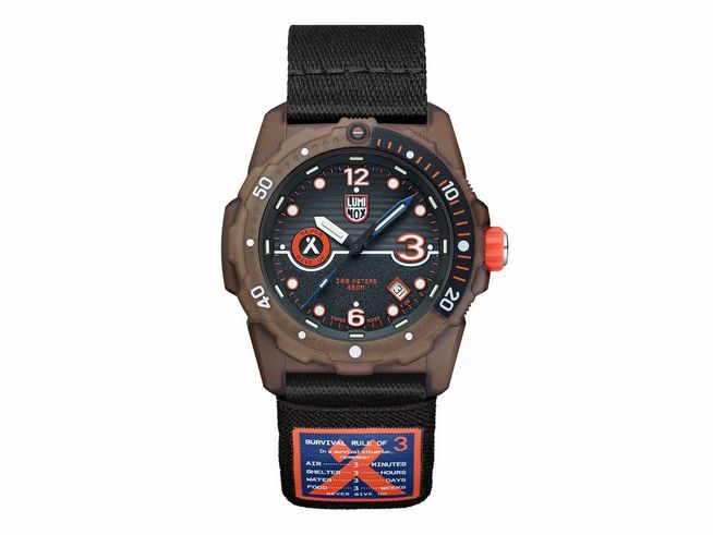 Luminox Uhr Bear Grylls Survival 3720 Eco Series XB.3721.ECO mit 42 mm Ziffernblatt in Schwarz, robustes Gehäuse und schwarzes Nylonarmband, ideal für Abenteuer und Umweltschutz.