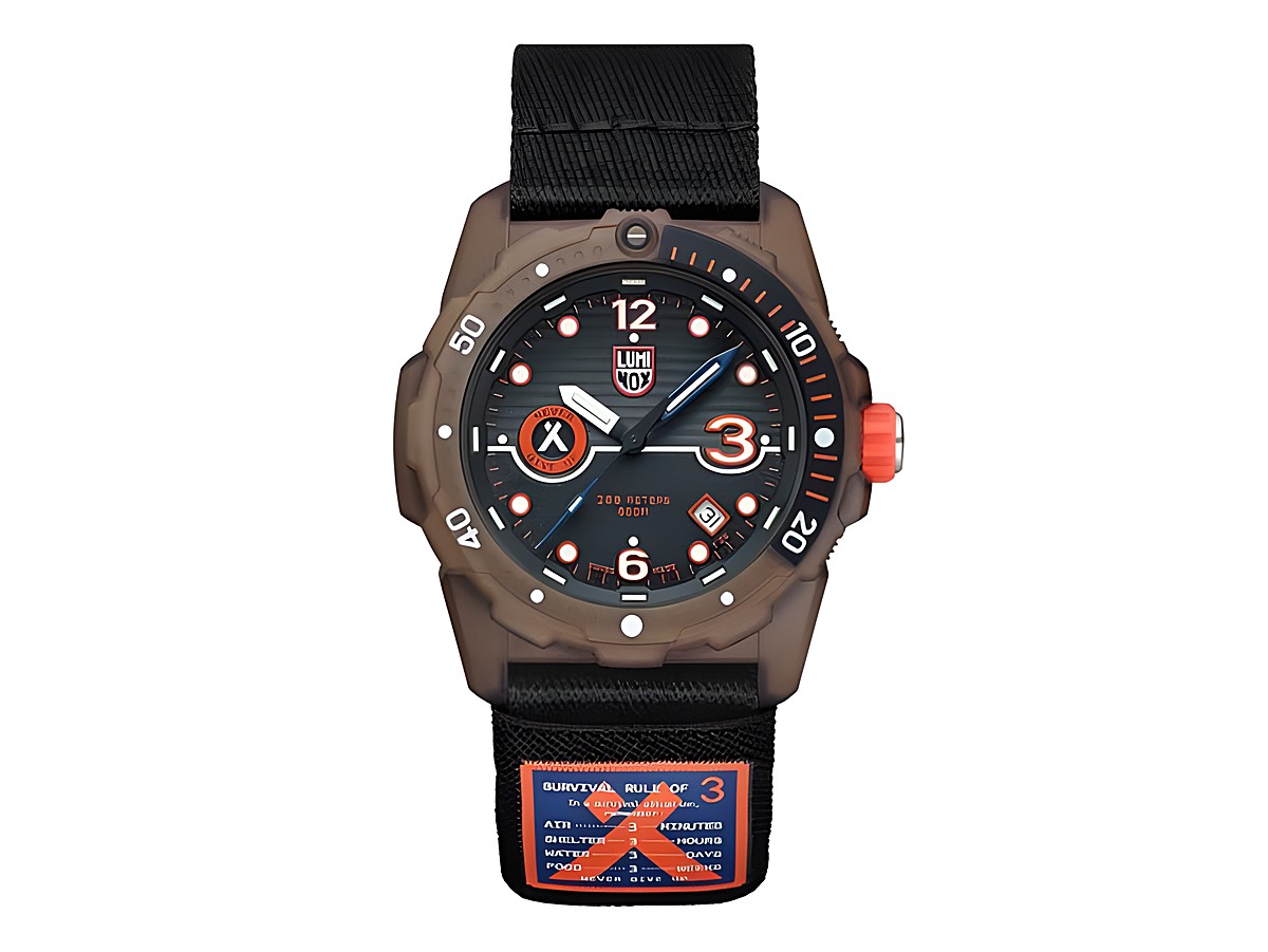 Luminox Uhr Bear Grylls Survival 3720 Eco Series XB.3721.ECO mit 42 mm Ziffernblatt in Schwarz, robustes Gehäuse und schwarzes Nylonarmband, ideal für Abenteuer und Umweltschutz.