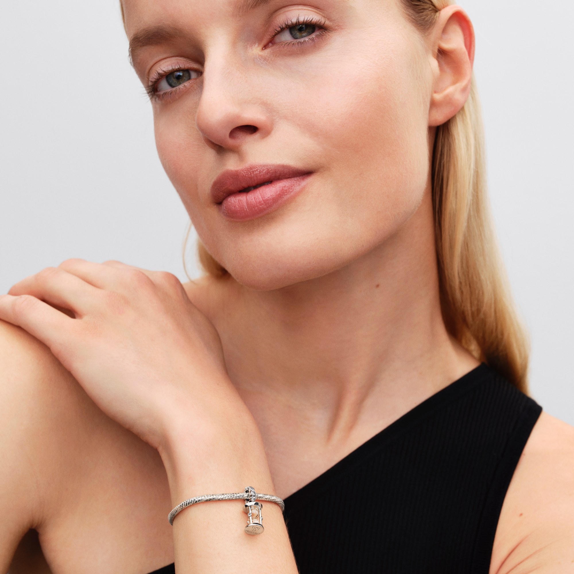 Pandora Sanduhr Charm - Sterling Silber - Glas Zirkonia – Ansicht 4