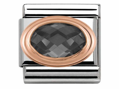 Edelstahl Zirkonia in Schwarz mit facettiertem Design, umrahmt von einem eleganten roségoldenen Rahmen, bietet ein modernes und stilvolles Aussehen für Schmuckliebhaber.