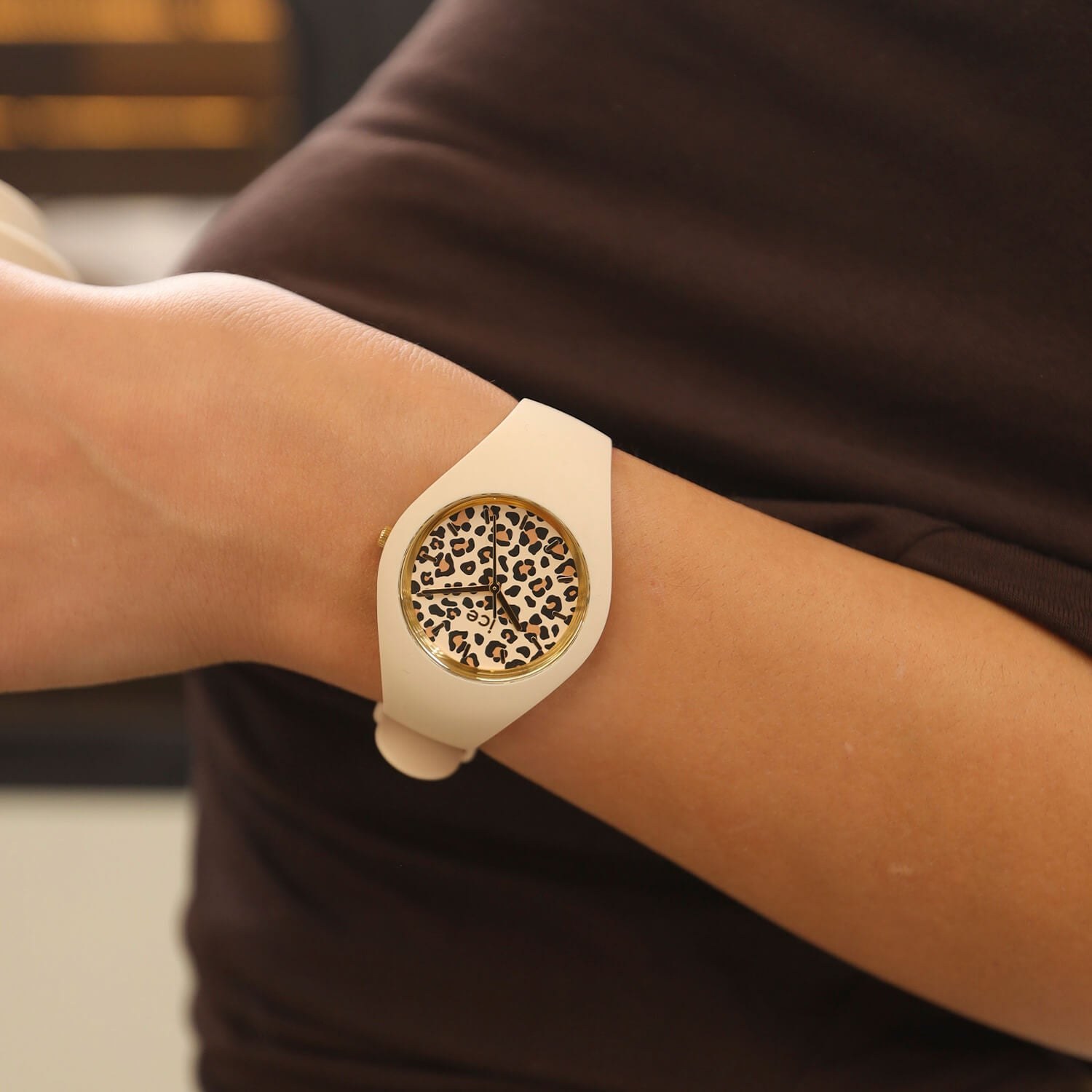 Ice-Watch ICE leopard - Almond skin - Beige - Small – Ansicht 5