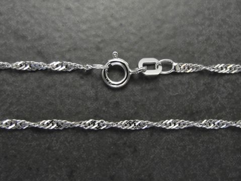 38 cm Sterling Silber Kordelkette Singapurkette 1,8 mm diamantiert mit einem sicheren Karabinerverschluss von Juwelier Harnisch bis 1,9 mm. Elegantes und vielseitiges Schmuckstück.