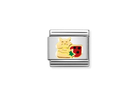 Emaillierter Charm von Nomination mit einem niedlichen Hamster, der eine Erdbeere hält. Aus der Classic Kollektion, gefertigt aus hochwertigem Edelstahl und goldfarbenem Detail.