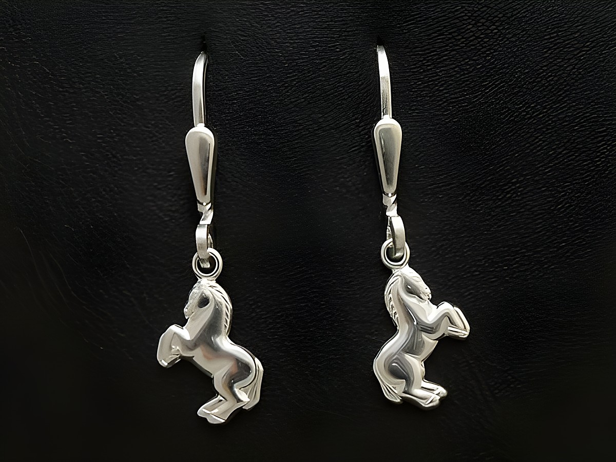 Pferd Pony Ohrhänger aus Sterling Silber, tierisch gestaltet, ideal für Kinder, Hersteller Juwelier Harnisch, in glänzender Ausführung.
