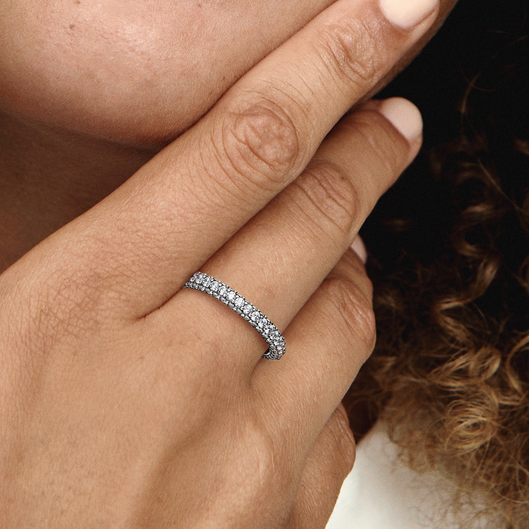 Pandora Einreihiger Pavé Ring - Sterling Silber – Ansicht 4