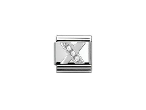 Nomination Classic 330301 24 - Buchstabe X - SilverShine - Zirkonia zeigt einen silbernen Buchstaben X mit funkelnden Zirkonia-Steinen, ideal für personalisierte Schmuckstücke.