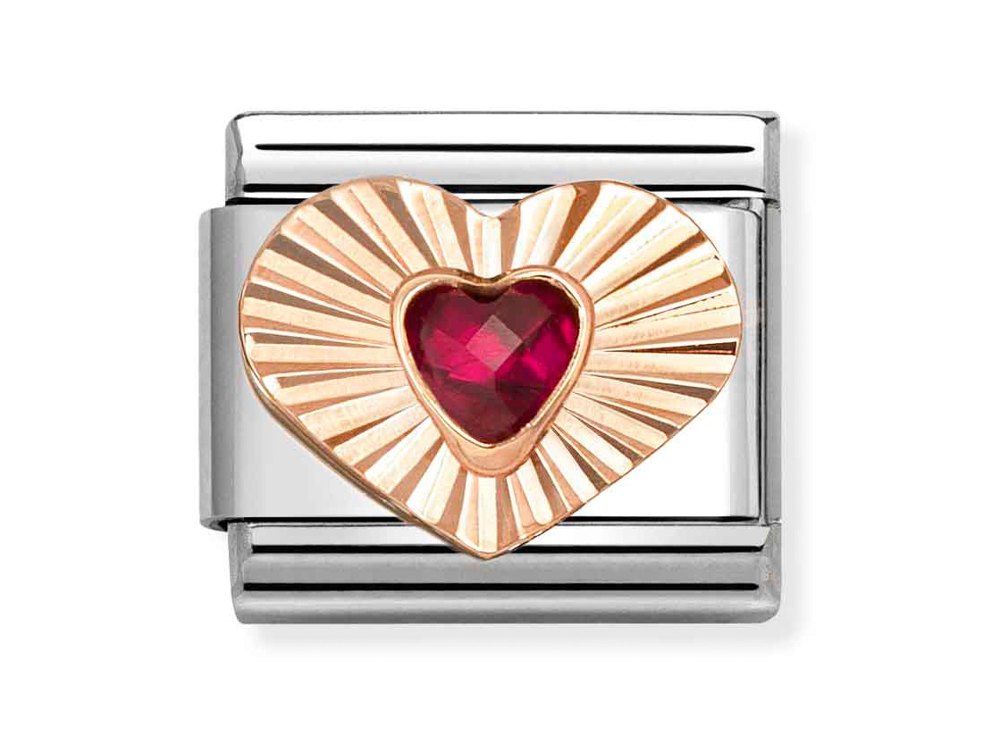 Classic Roségold charm in Herzform mit rotem Stein, glänzende Oberfläche und feine Strahlenstruktur, ideal für Schmuckliebhaber, Hersteller Pandora, Neuheiten.