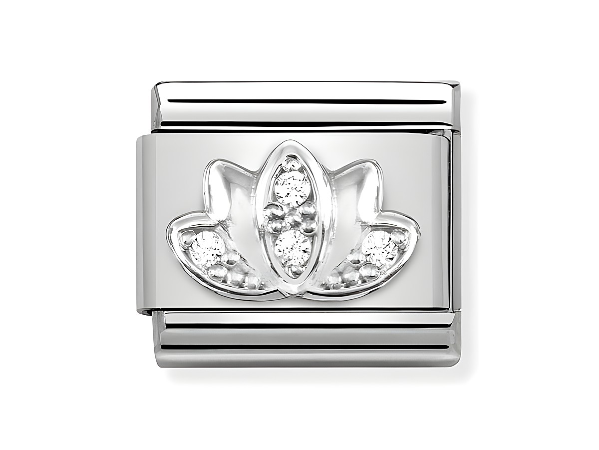 Schmuckstück von Nomination aus Edelstahl mit einem eleganten Lotusblüten-Motiv aus Sterling Silber und dekorativen Elementen, ideal für ansprechende Armbänder.