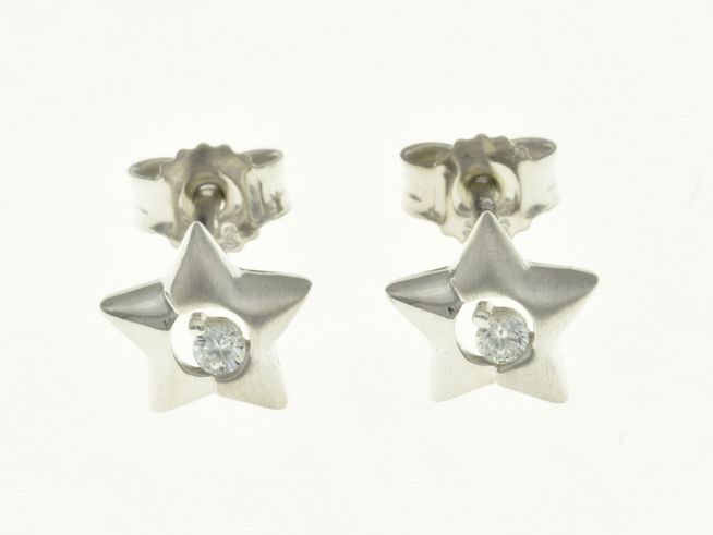 304528-0 Stern Ohrstecker aus rhodiniertem Sterling Silber mit Zirkonia, gefertigt von Juwelier Harnisch, elegantes Design für schlichte Eleganz und besonderen Anlass.