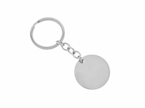 Schlüsselanhänger aus Edelstahl mit einer runden Gravurplatte von 9 cm, ideal für individuelle Gravuren, hergestellt von Juwelier Harnisch.