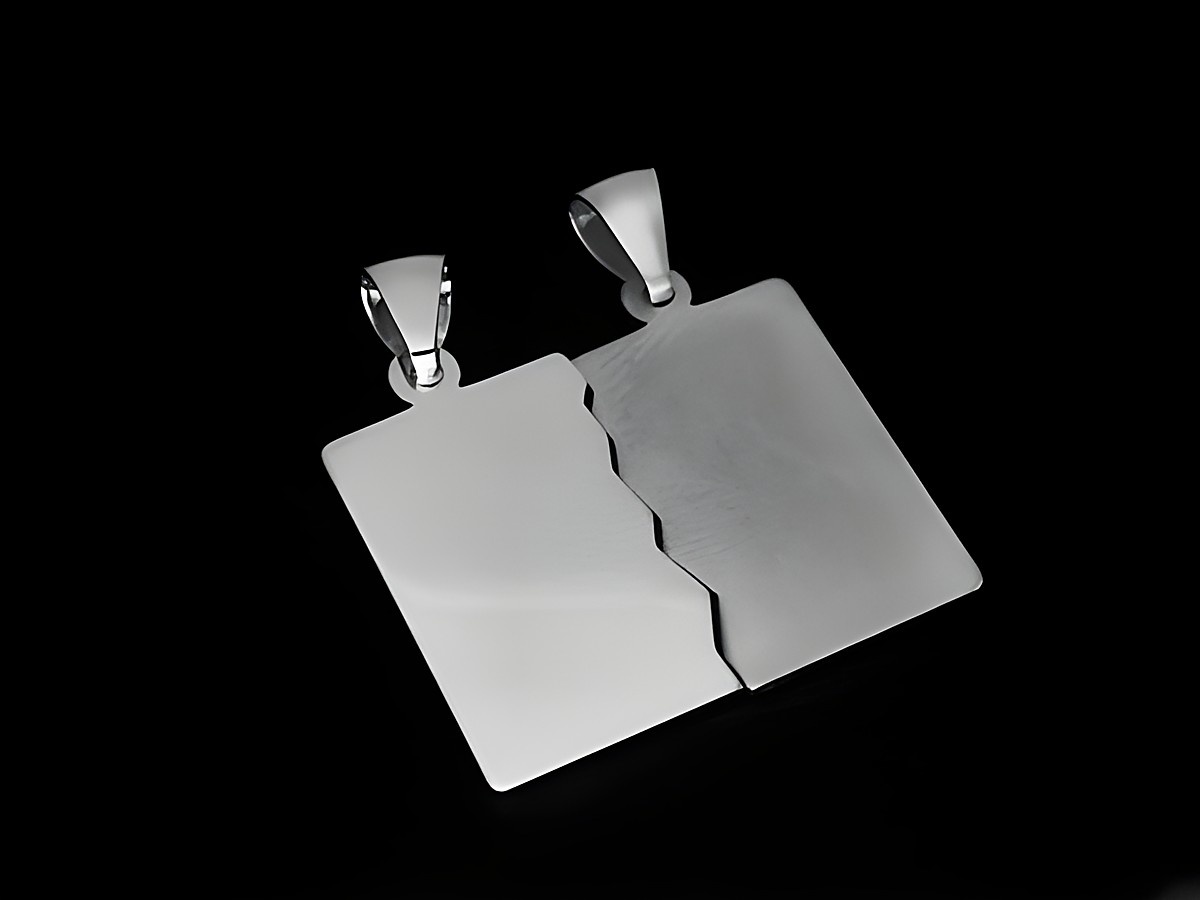 Eckig Silber Partneranhänger aus 925 Sterling Silber, rhodiniert, mit einer Größe von 25,4 mm, schlichtes Design vom Juwelier Harnisch.