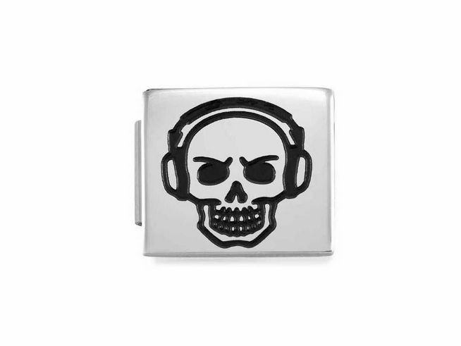 Edelstahl Charm von Nomination mit einem Schädelmotiv und Kopfhörern, das eine rockige und trendige Atmosphäre ausstrahlt. Ideal für individuelles Schmuckdesign.