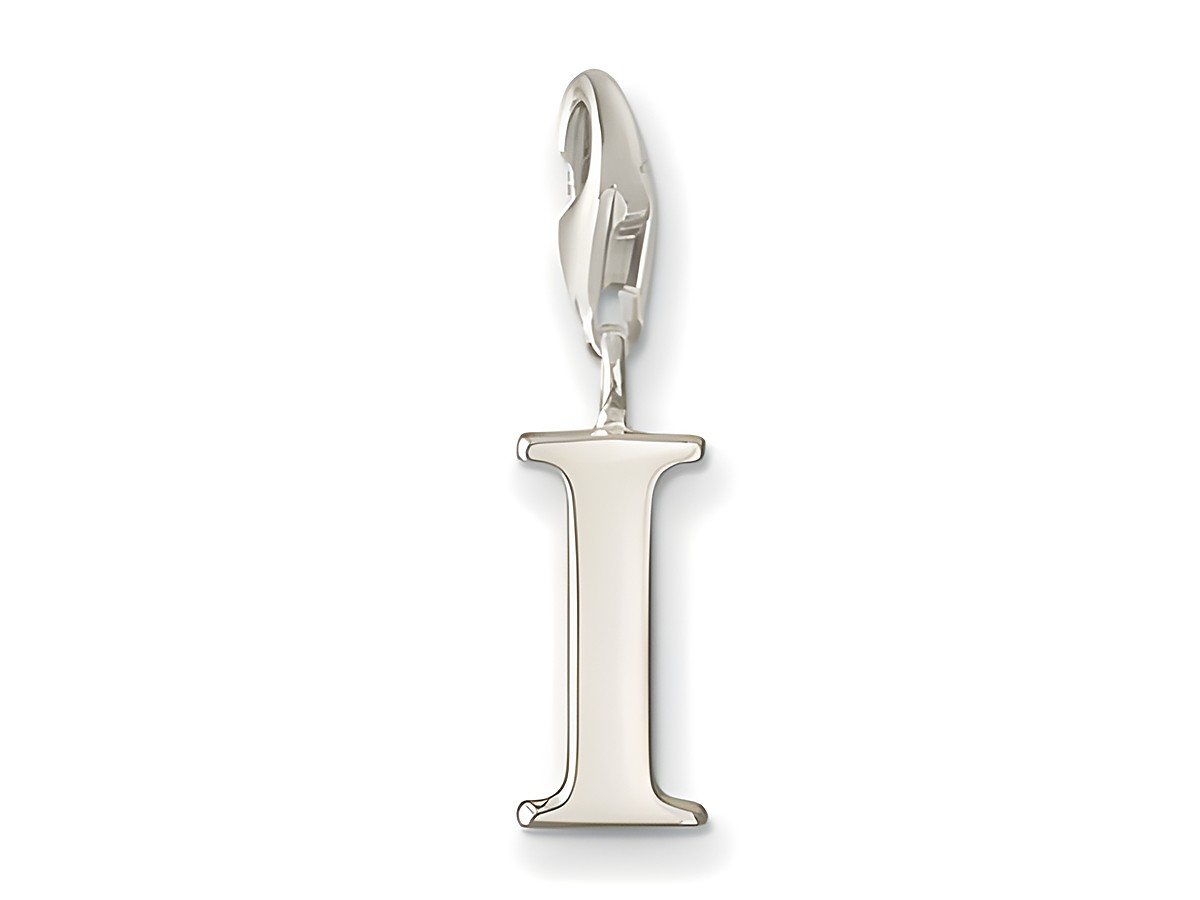 Silberner Thomas Sabo Buchstaben Charms Anhänger mit dem Buchstaben I, geeignet für Schmuckstücke und zum Personalisieren von Armbändern oder Halsketten.