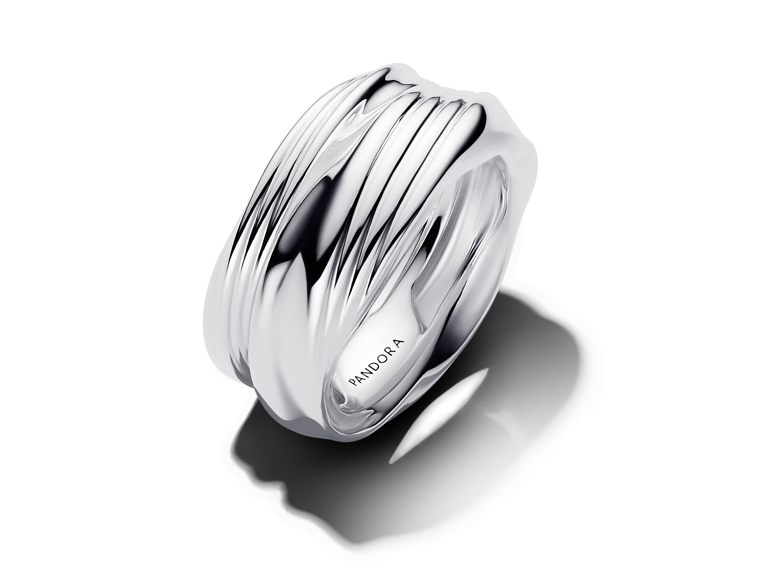 Verdrehtes Doppelring-Design aus hochwertigem Sterling Silber von Pandora, Modell ESSENCE 193890C00-60, Größe 60, mit glänzender Oberfläche und stilvollem Look, perfekt zum Stapeln.