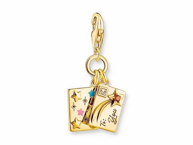 Charm-Anhänger in Silber mit Gelbgoldvergoldung, gestaltet als farbenfrohe Glückwunschkarte mit Schriftzug sowie funkelndem Zirkonia, ideal als persönliches Geschenk.
