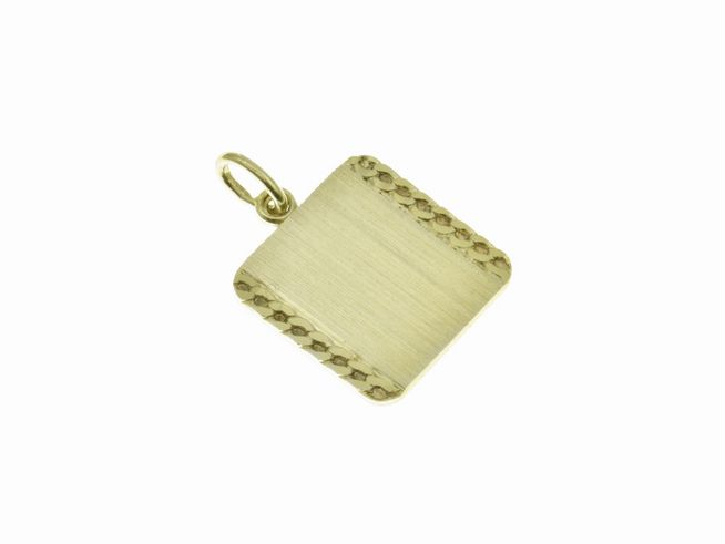Gravurplatte aus Silber als Anhänger, verziert mit einem strukturierten Rand, hochwertiger Silberschmuck vom Hersteller Juwelier Harnisch.
