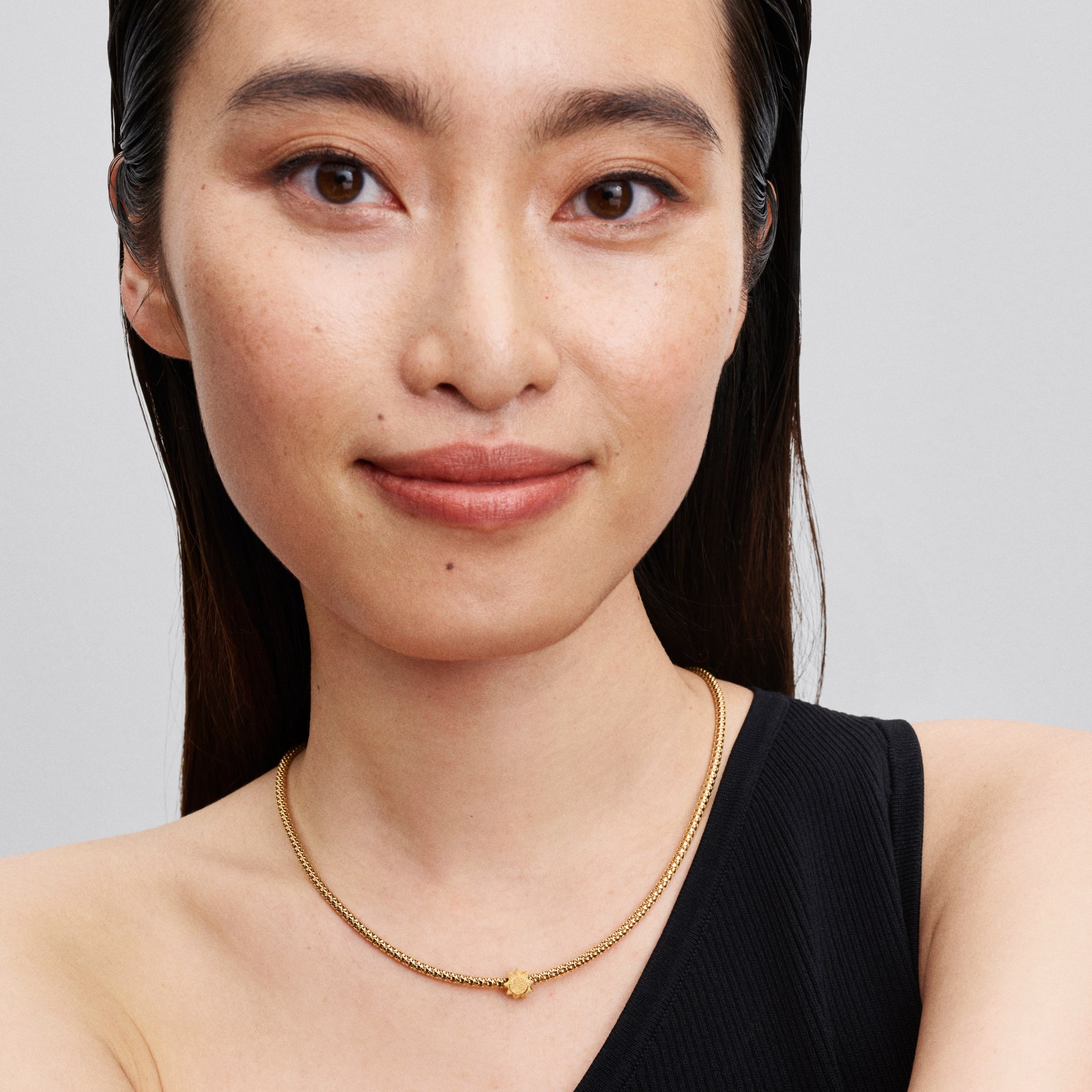 Pandora Strukturierte Sonne Mini-Charm - Gelbgold Vergoldung – Ansicht 4