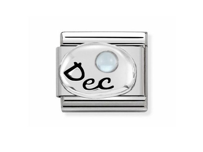 Monatsstein Dezember von Nomination in klassischem Silber zeigt eine transparente, ovalförmige Kappe mit dem Schriftzug Dec und einem runden Lichtstein in der Mitte.