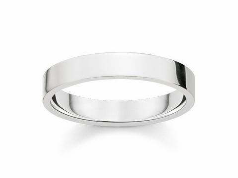 Silberner Ring von Thomas Sabo, Modell TR2112-001-12-64, Größe 64, schlichtes Design mit glatter Oberfläche, ideal für jeden Anlass.