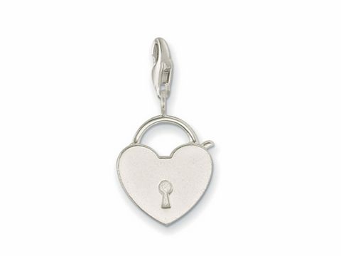 Schloss Charms Anhänger von Thomas Sabo in Silber, herzförmig mit Schlössermotiv und Schlüsselöffnung, ideal als Schmuckstück für individuelle Stilakzente.
