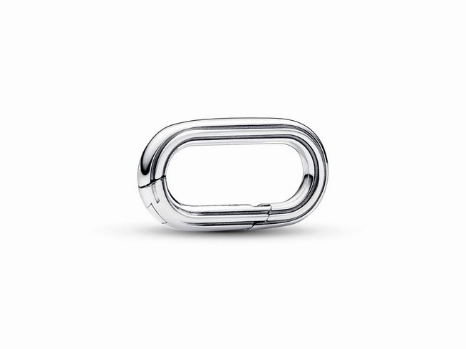 793033000-0 Rechteckiger Link aus Sterling Silber von Pandora ME 793033C00, glänzende Oberfläche, geeignet für Ketten und Armbänder, schlichtes Design, perfekte Ergänzung für Schmuckkollektionen.
