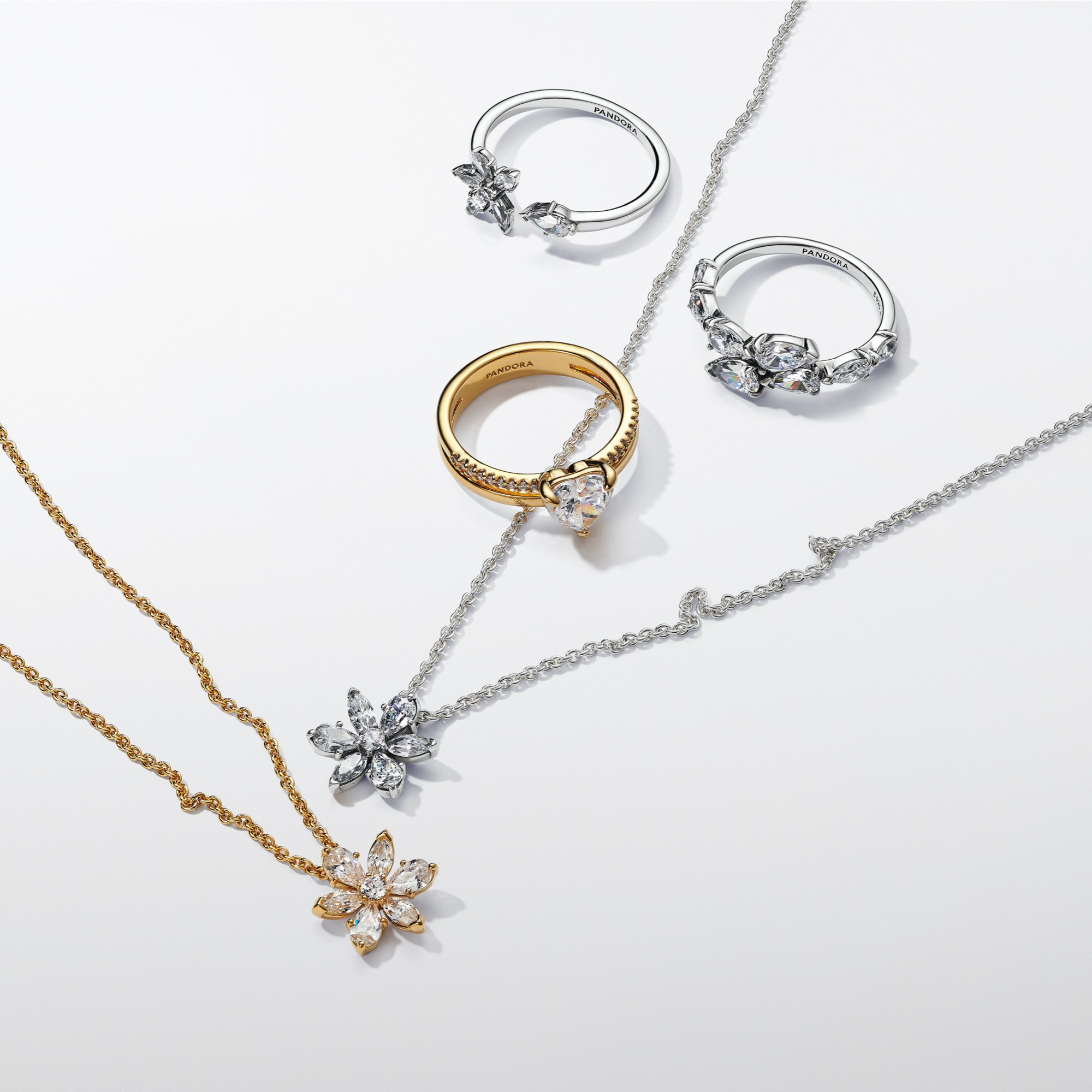 Pandora Funkelnde Herbarium Cluster Anhänger Halskette - Gelbgold Vergoldung - Zirkonia - 45 cm – Ansicht 4