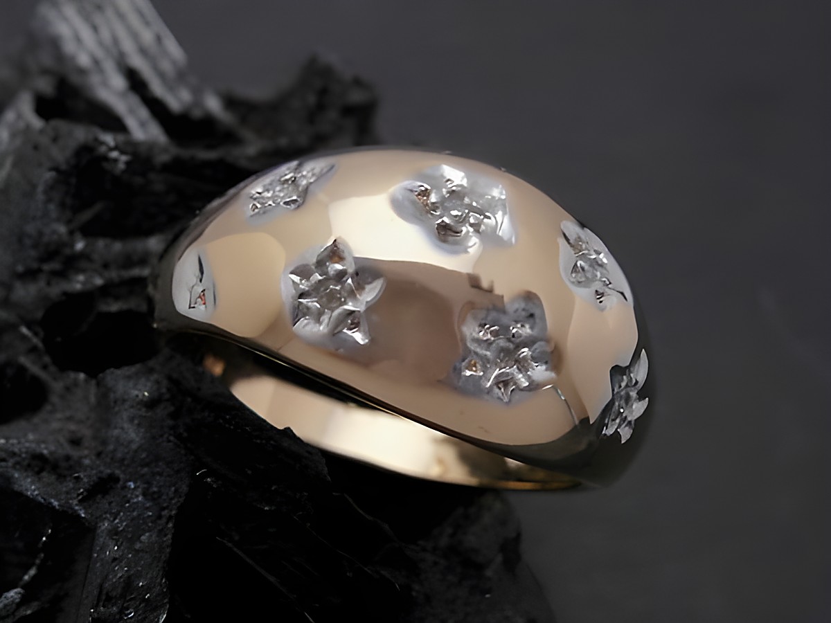 Gold Ring modisch aus Gold 750 bicolor mit Diamantbesatz, Goldring Größe 58, Hersteller Juwelier Harnisch, elegante Gestaltung mit floralen Elementen.