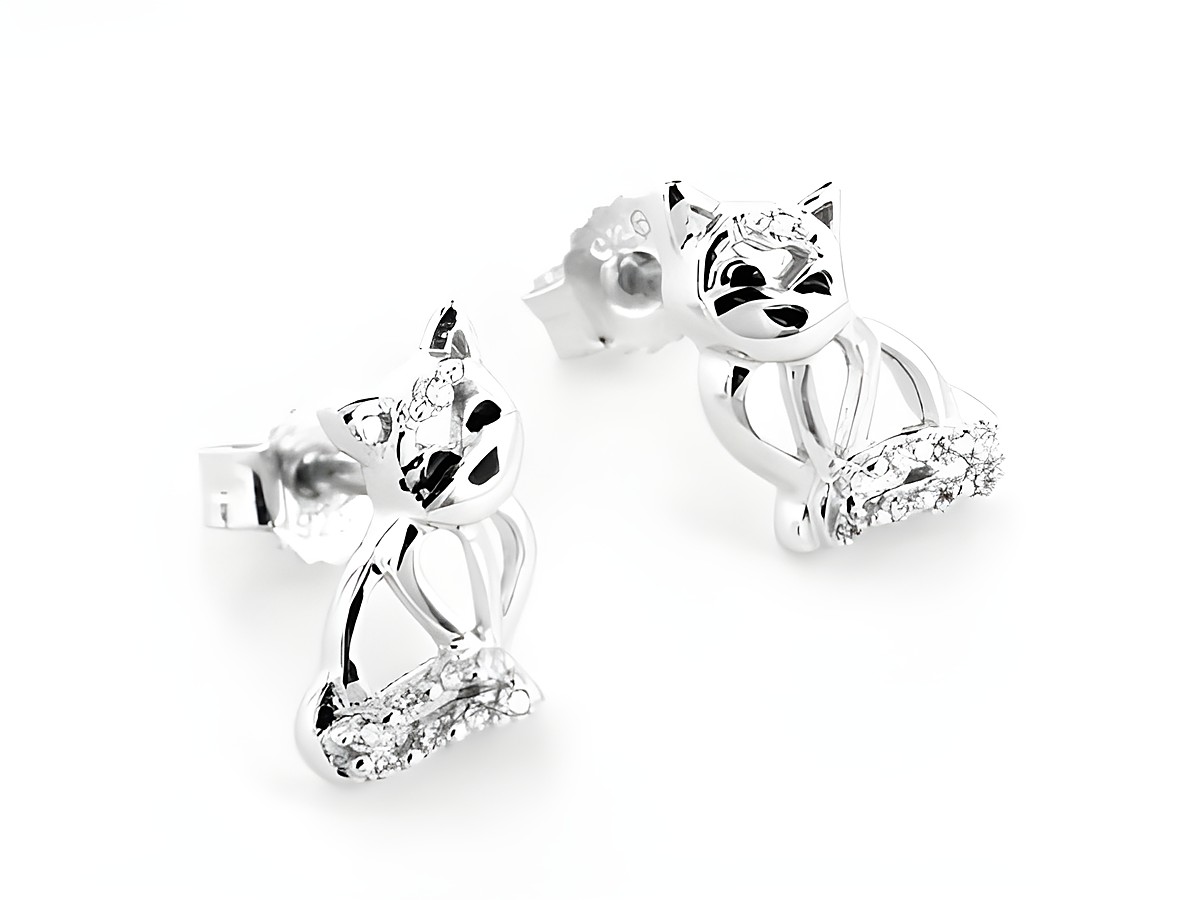 Katze Ohrstecker aus Silber mit rhodinierter Oberfläche, verziert mit weißen Zirkonia, in schwarzem Lackdesign, Hersteller Juwelier Harnisch, ideal für Kinder.