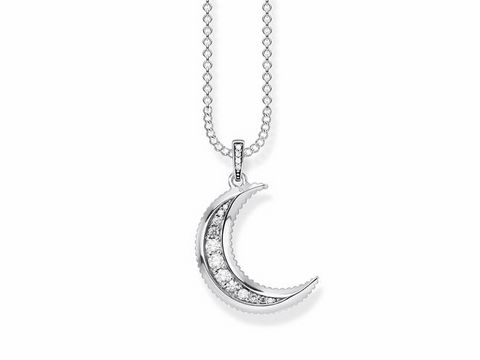 Elegante Thomas Sabo Kette mit einem Mondanhänger aus Silber, verziert mit funkelnden Zirkonia-Steinen, ideal für stilvolle Akzente im Alltag oder zu besonderen Anlässen.